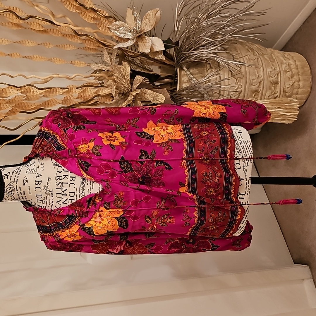 Brand New Rachel Zoe Fuchsia Print Blouse